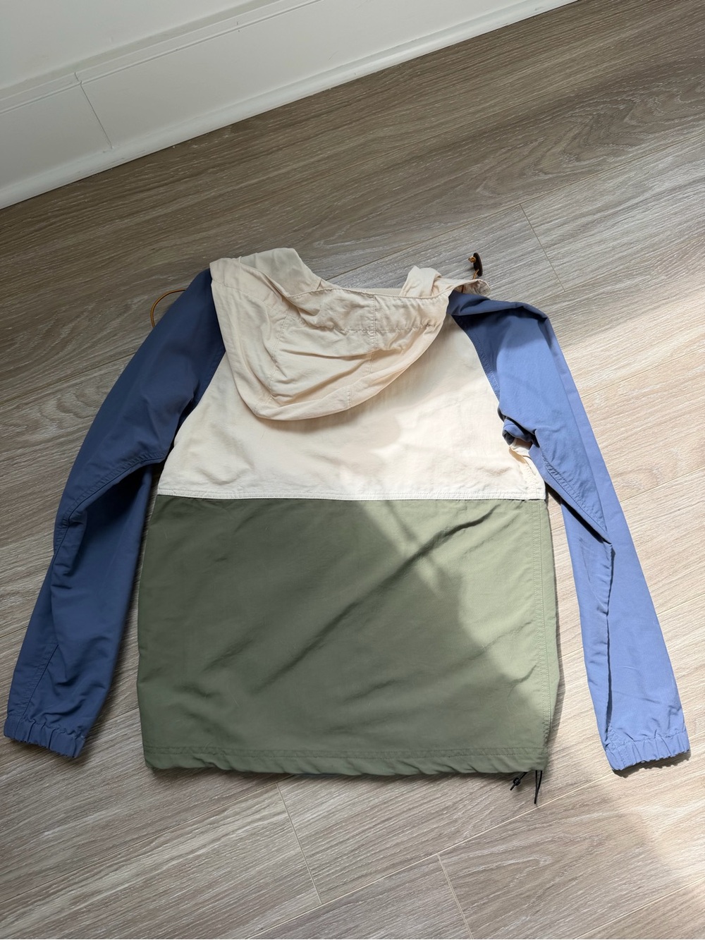 LL Bean Women's Mountain Classic Anorak Multi-Color Natural/ Blue Mineral Sz XS - Picture 8 of 9